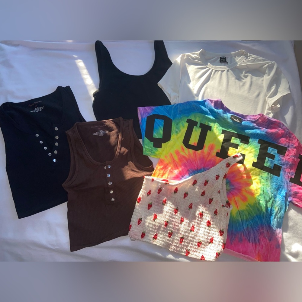 Women’s Clothes Bundle